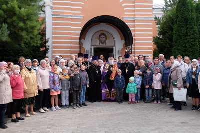 В храме святого Ильи Пророка в Лемешево молитвенно отметили 25-летие возрождения приходской жизни