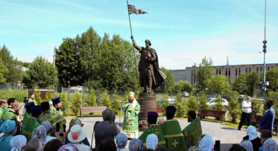 Памятник Александру Невскому в Зеленограде