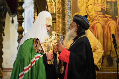 Мы — одна семья, мы все — одно тело Мы — одна семья, мы все — одно тело