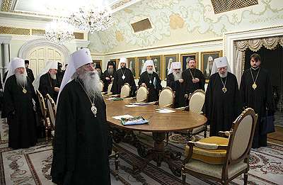 Обращение Священного Синода Русской Православной Церкви к епископату, клирикам, монашествующим и мирянам от 6 декабря 2008 г.
