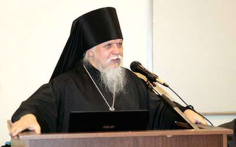 Епископ Пантелеимон: Церковь может повлиять на отношение к родительству и многодетности