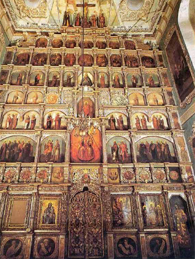 Иконостас в храме Живоначальной Троицы в Останкине // из каталога Российского общеобразовательного портала Иконостас в храме Живоначальной Троицы в Останкине // из каталога Российского общеобразовательного портала