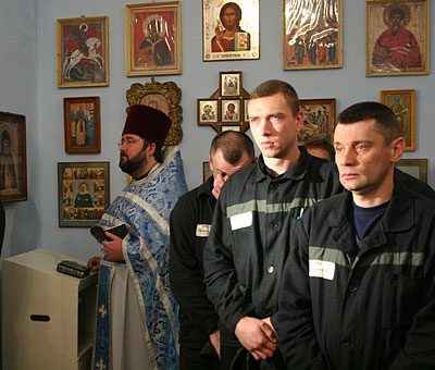 Протоиерей Олег Скоморох: Проблема недоверия осужденных к штатному священнику ФСИН не существует