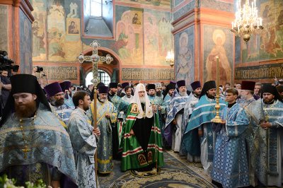 Святейший Патриарх Кирилл: Человек, живущий в рабстве Божественному закону - это скала