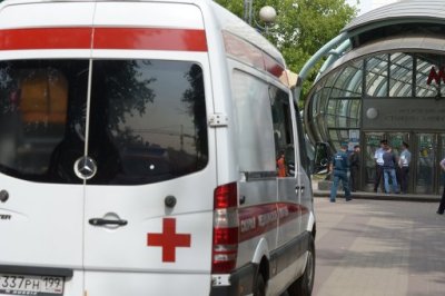 Москвичи скорбят о жертвах аварии в метро