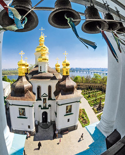 400 лет Киевским духовным школам